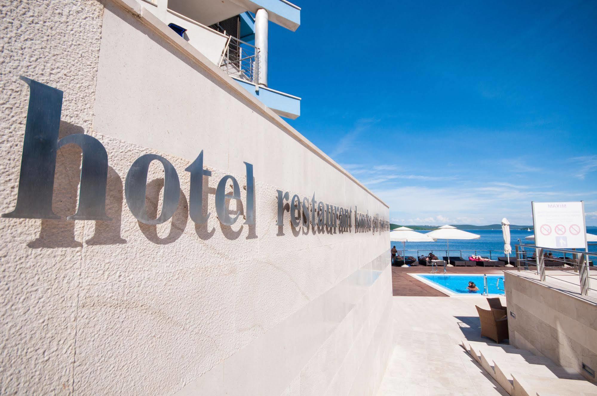 Hotel Maxim Božava Exterior foto